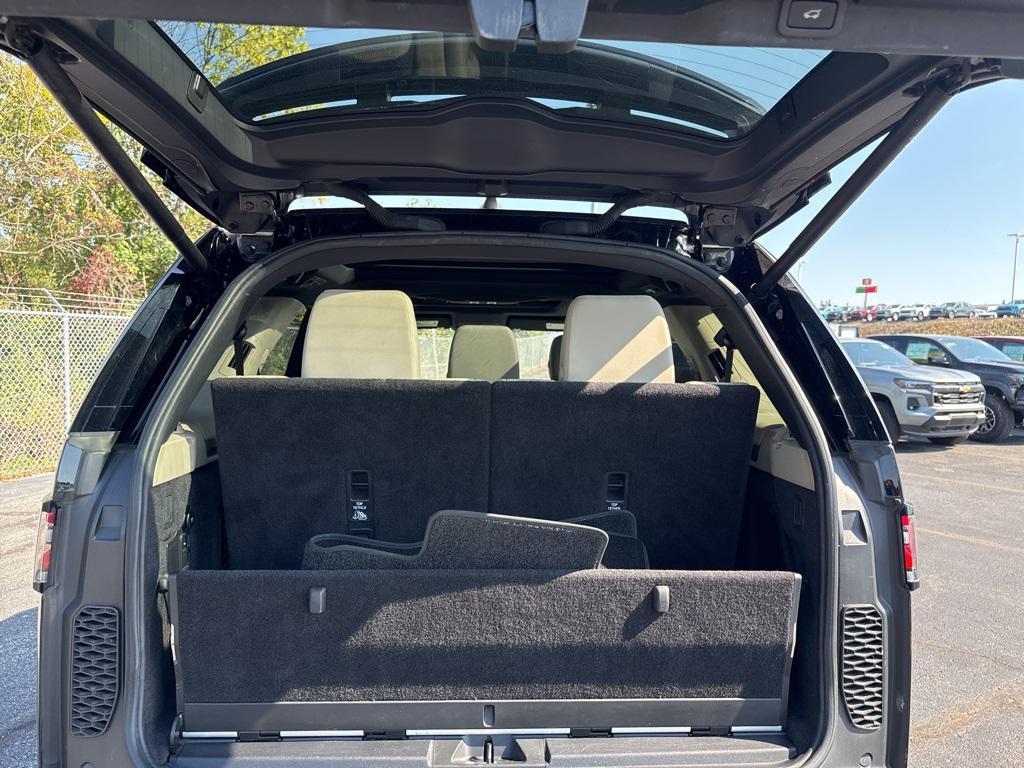 used 2020 Land Rover Discovery car, priced at $26,390