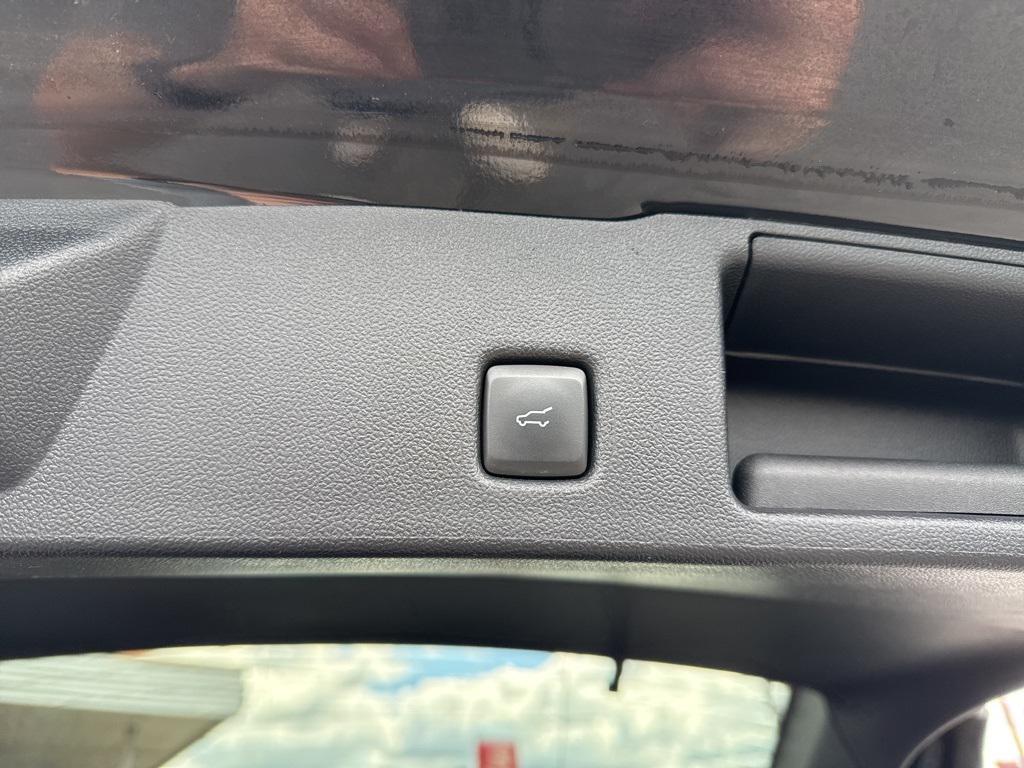 used 2022 Ford Escape car, priced at $21,890