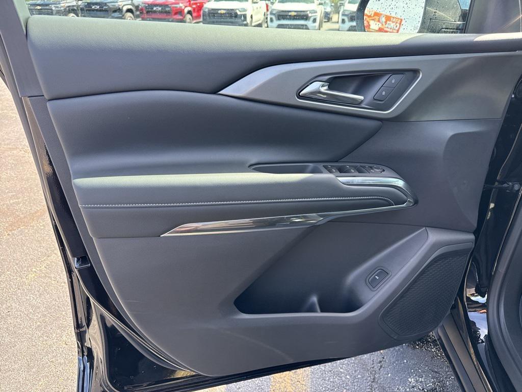 new 2026 Chevrolet Traverse car, priced at $41,395