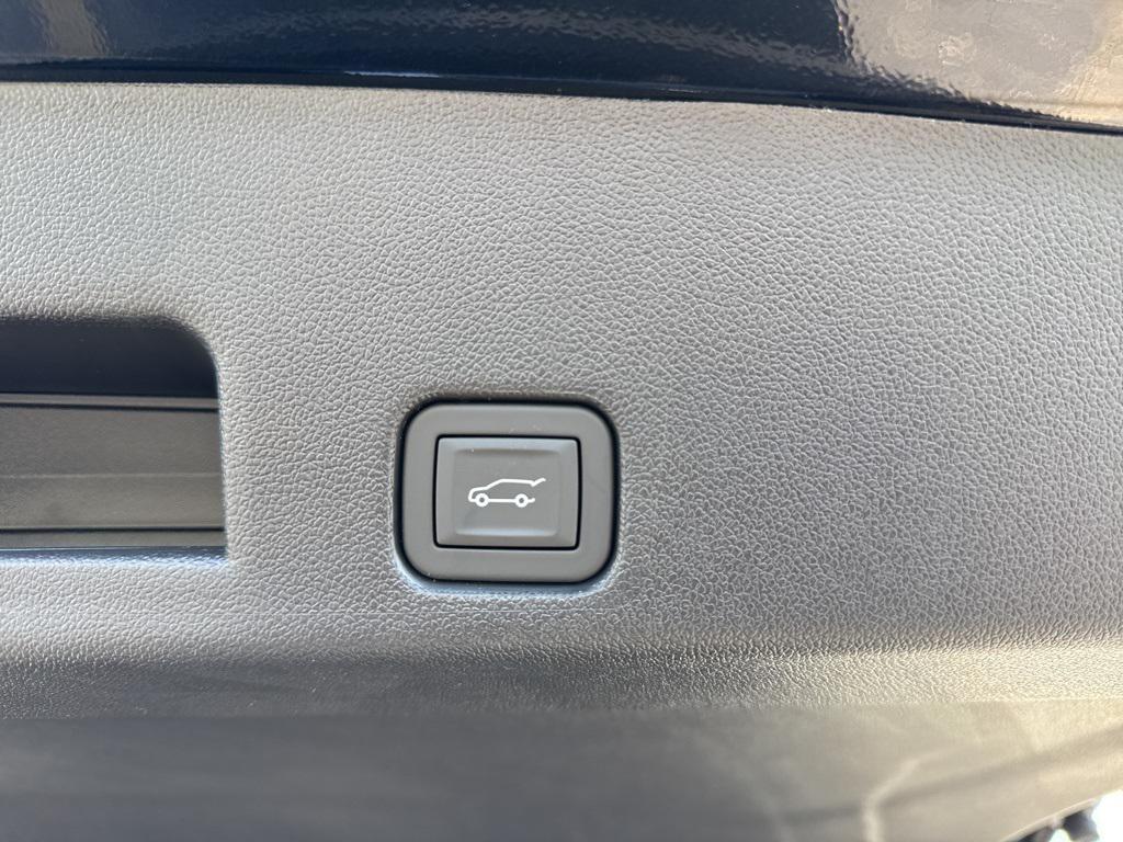 new 2026 Chevrolet Traverse car, priced at $41,395
