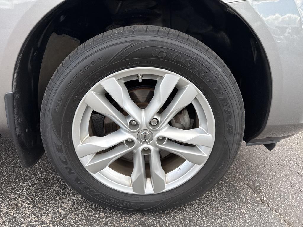 used 2015 Nissan Rogue Select car, priced at $7,500