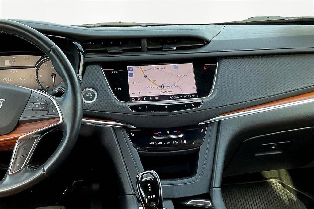 used 2021 Cadillac XT5 car, priced at $29,290