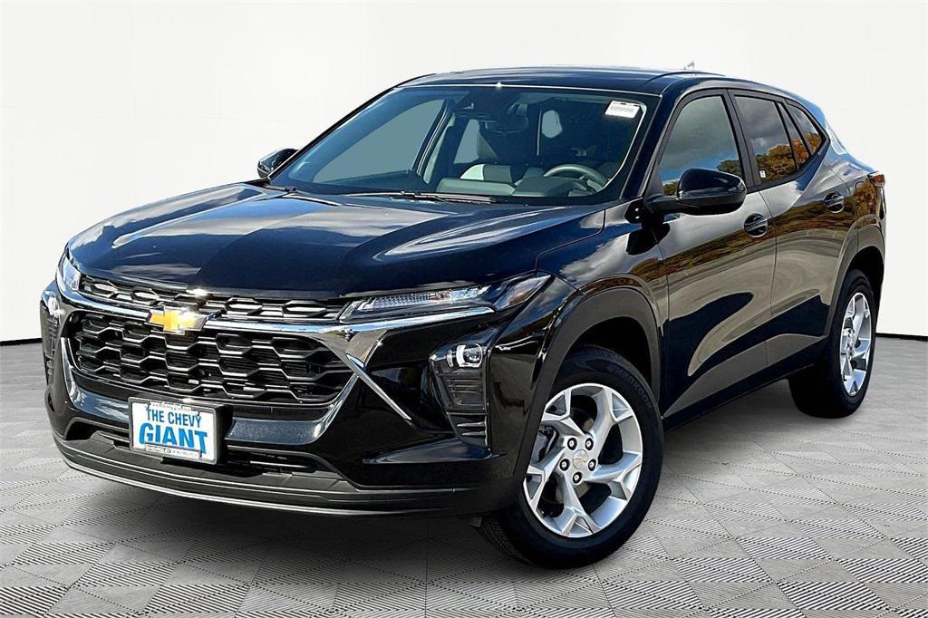 new 2026 Chevrolet Trax car, priced at $24,925