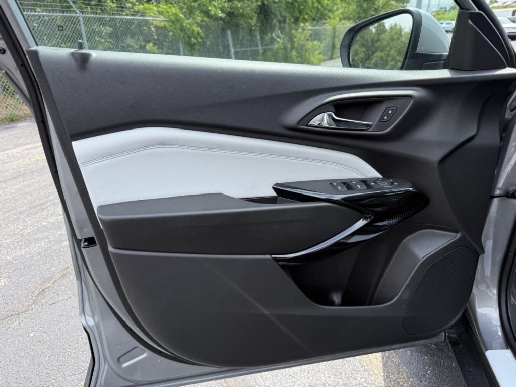new 2025 Chevrolet Trax car, priced at $21,658