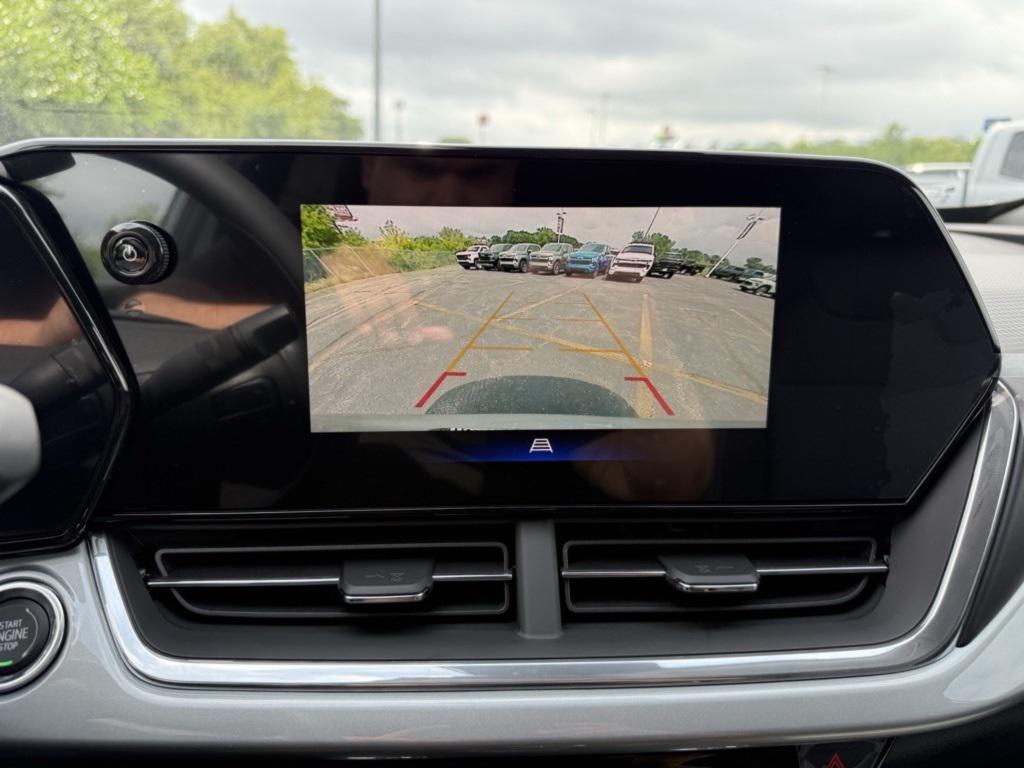 new 2025 Chevrolet Trax car, priced at $21,658