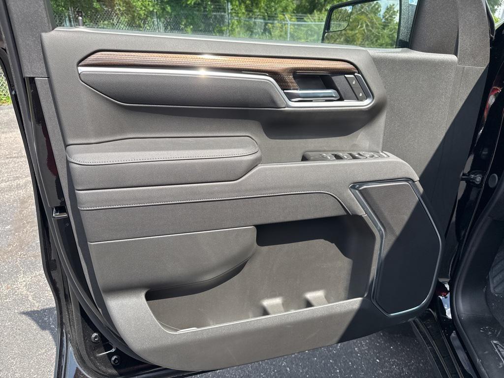 new 2025 Chevrolet Silverado 1500 car, priced at $48,081