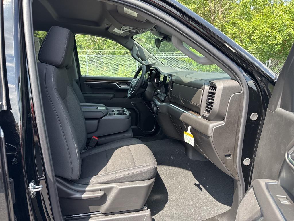 new 2025 Chevrolet Silverado 1500 car, priced at $48,081