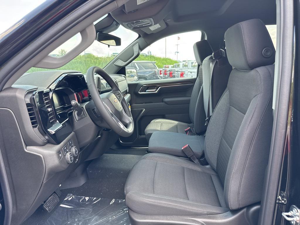 new 2025 Chevrolet Silverado 1500 car, priced at $48,081