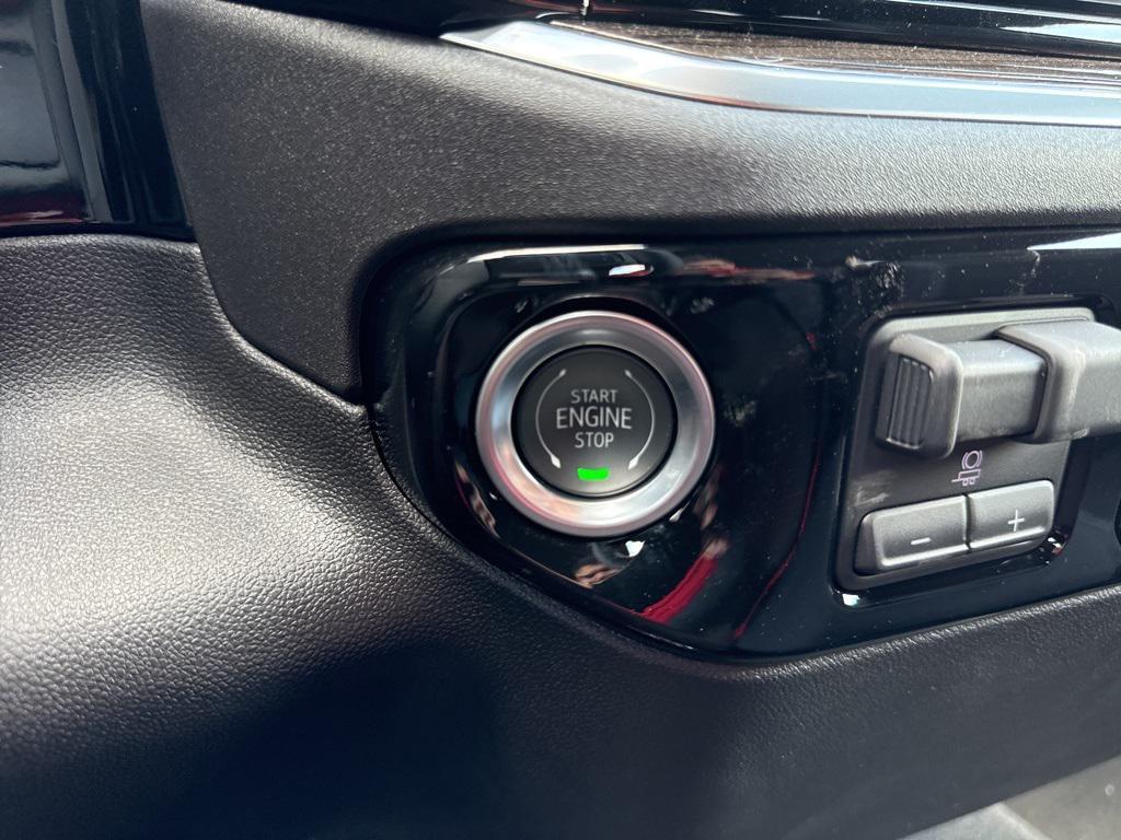 new 2025 Chevrolet Silverado 1500 car, priced at $48,081
