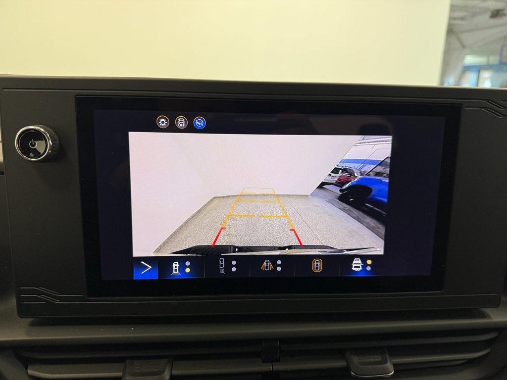 used 2024 Chevrolet Silverado EV car, priced at $43,940