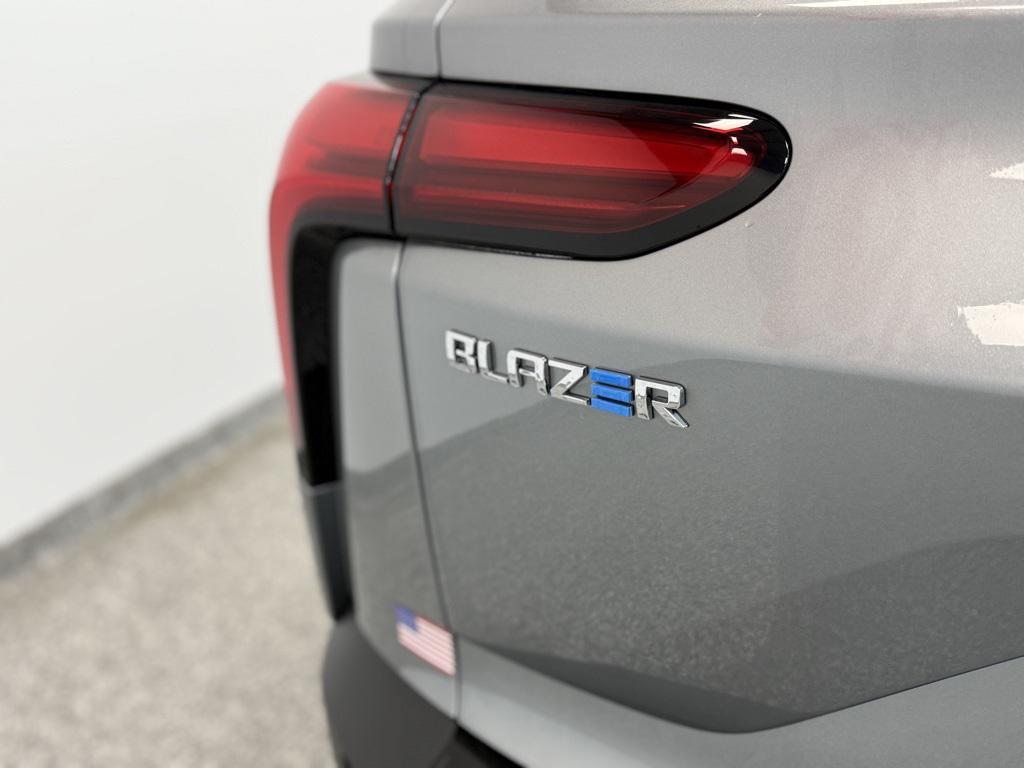 new 2025 Chevrolet Blazer EV car, priced at $38,462