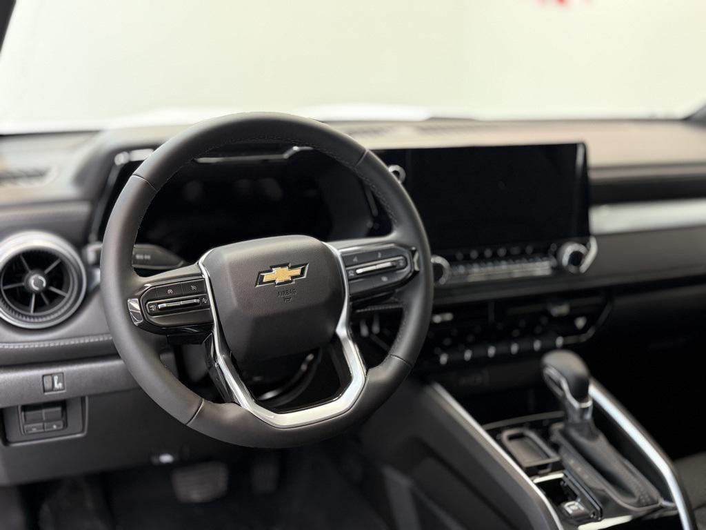 new 2025 Chevrolet Colorado car, priced at $37,136