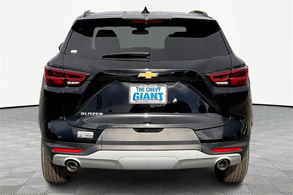 new 2025 Chevrolet Blazer car, priced at $32,722