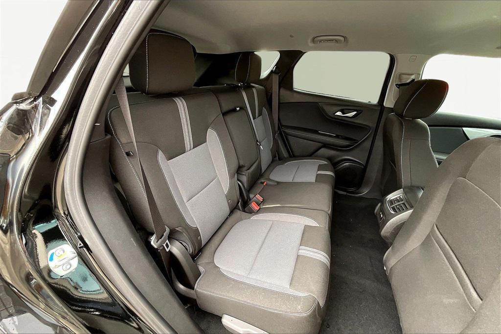new 2025 Chevrolet Blazer car, priced at $32,722