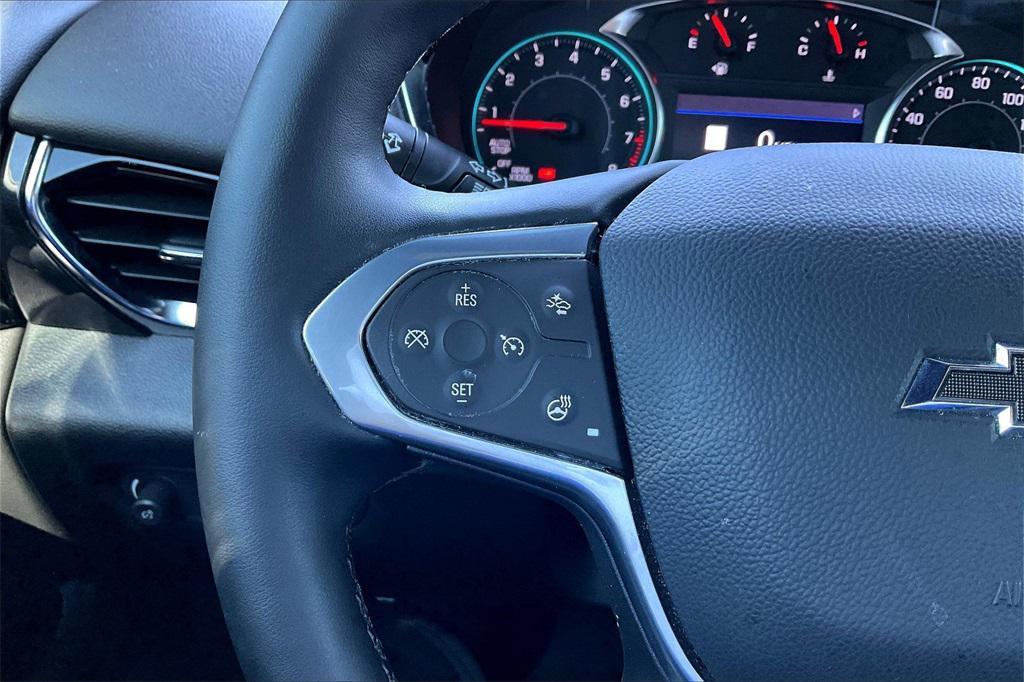 used 2023 Chevrolet Traverse car, priced at $33,900