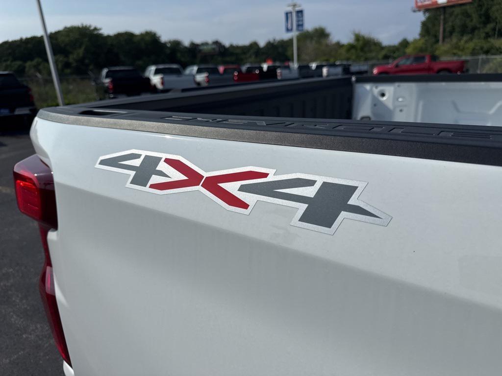 new 2025 Chevrolet Silverado 1500 car, priced at $43,903