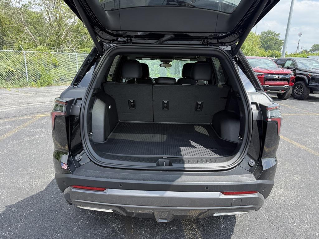 new 2026 Chevrolet Equinox car, priced at $31,653