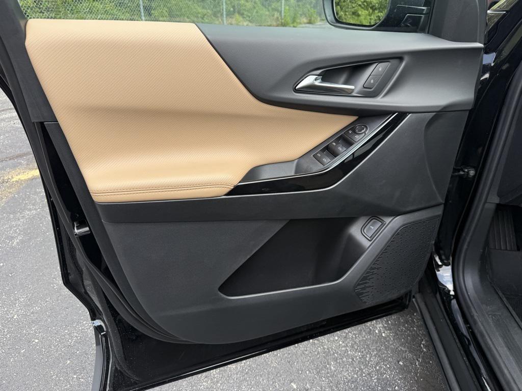 new 2026 Chevrolet Equinox car, priced at $31,653