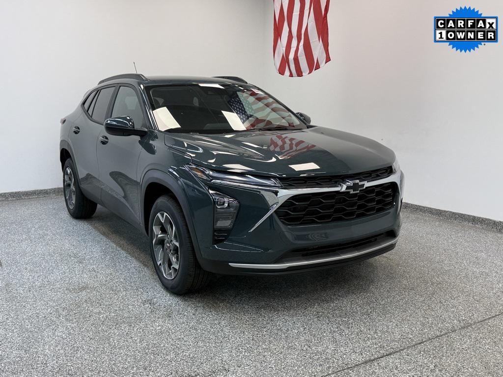 used 2025 Chevrolet Trax car, priced at $20,989
