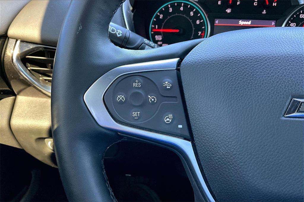 used 2023 Chevrolet Traverse car, priced at $35,888