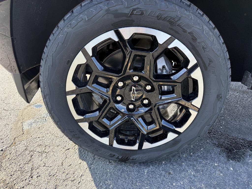 new 2026 Chevrolet Colorado car, priced at $45,614