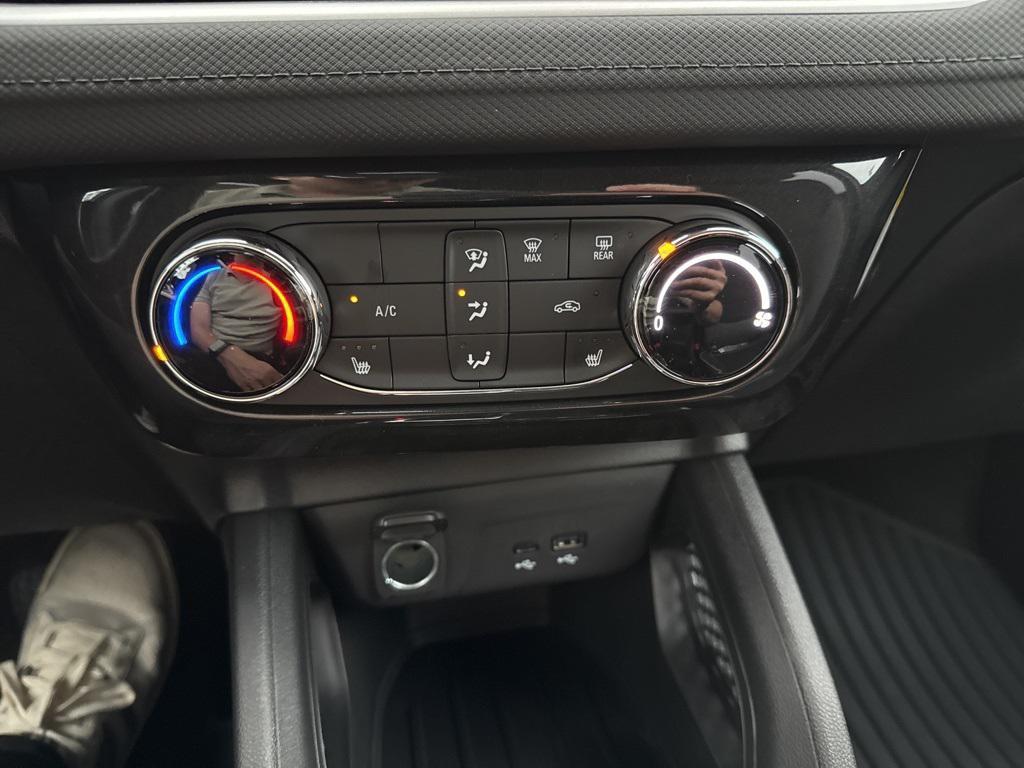 new 2026 Chevrolet TrailBlazer car, priced at $25,398