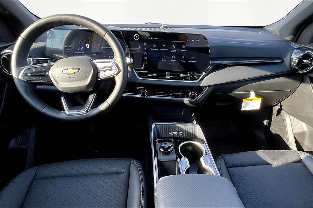 new 2026 Chevrolet Equinox car, priced at $30,859