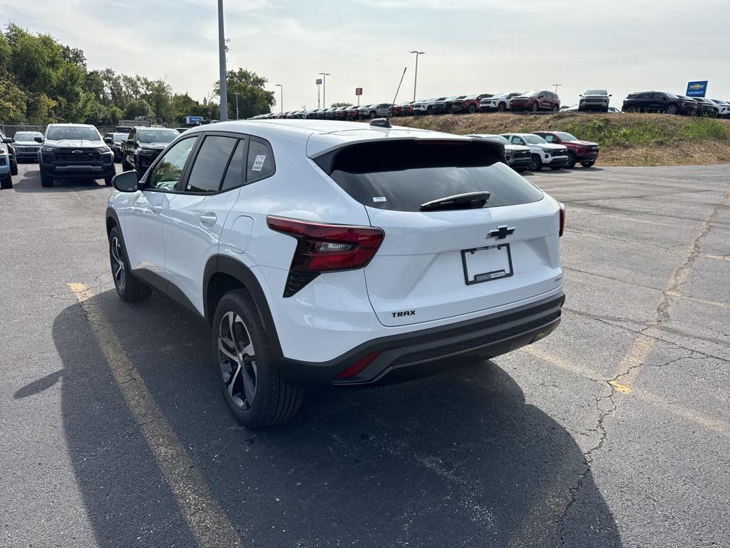 new 2025 Chevrolet Trax car, priced at $21,506