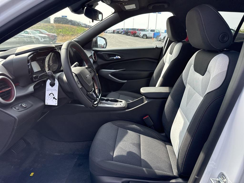 new 2025 Chevrolet Trax car, priced at $21,506