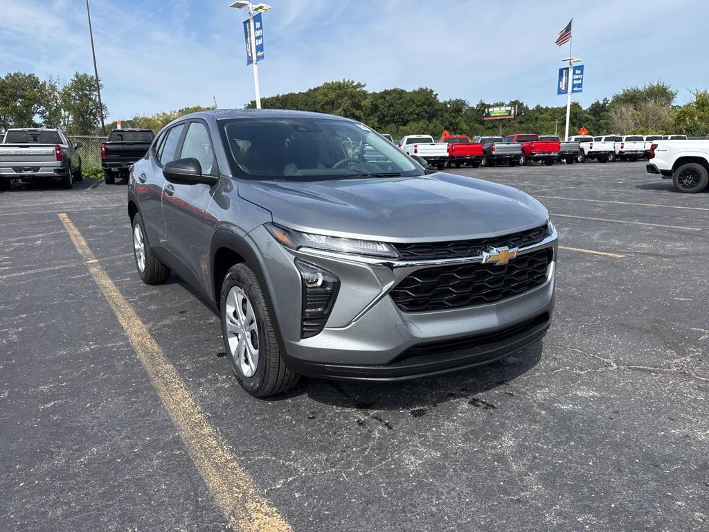new 2025 Chevrolet Trax car, priced at $21,457