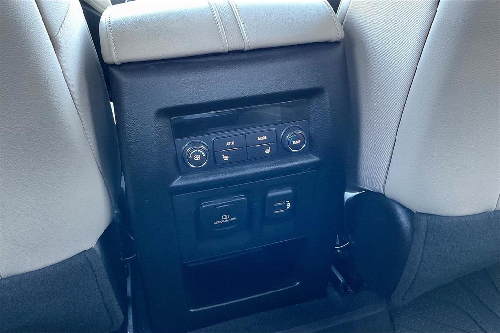 used 2023 Chevrolet Traverse car, priced at $35,000