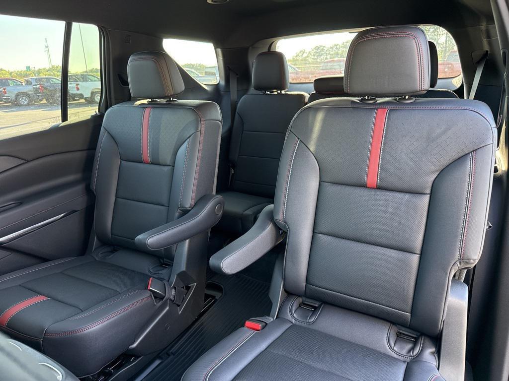 new 2026 Chevrolet Traverse car, priced at $56,173