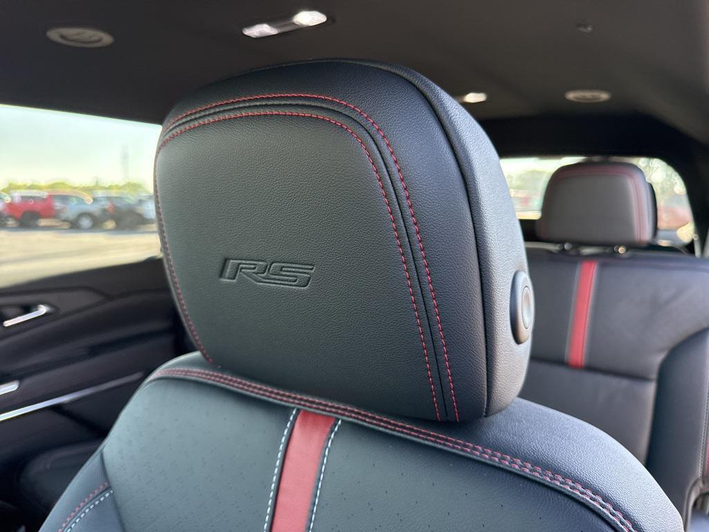 new 2026 Chevrolet Traverse car, priced at $56,173