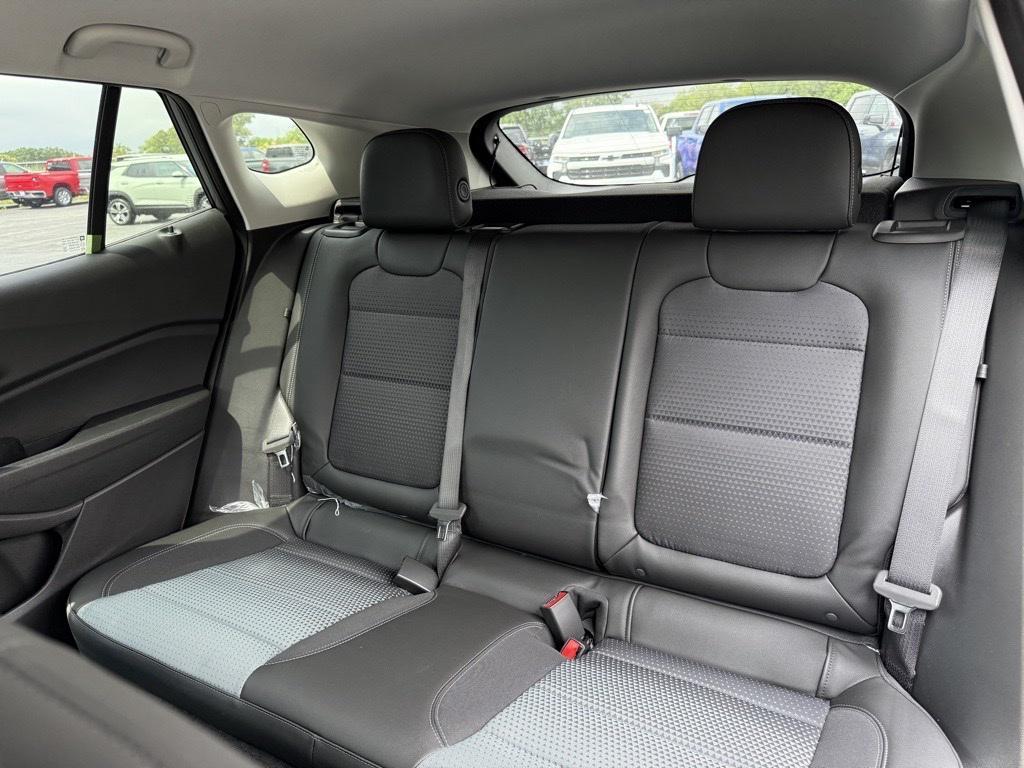 new 2025 Chevrolet Trax car, priced at $21,978