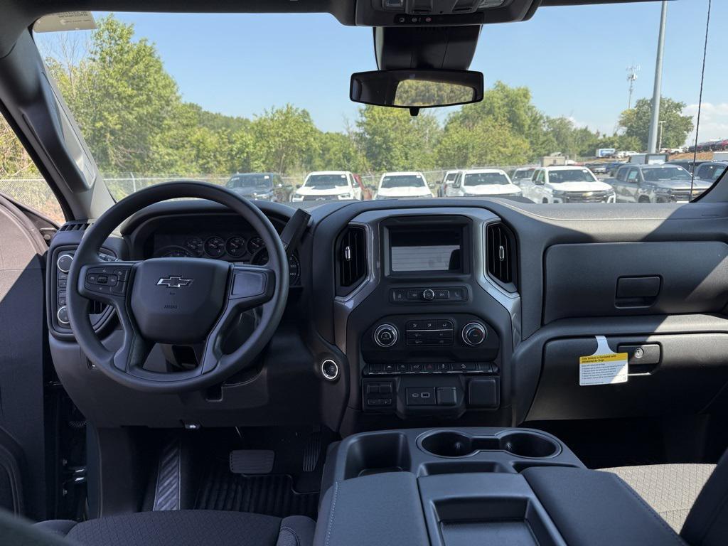 new 2025 Chevrolet Silverado 1500 car, priced at $42,445