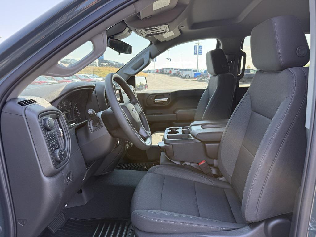 new 2025 Chevrolet Silverado 1500 car, priced at $42,445