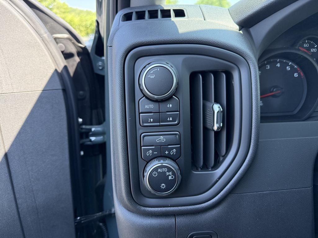 new 2025 Chevrolet Silverado 1500 car, priced at $42,445