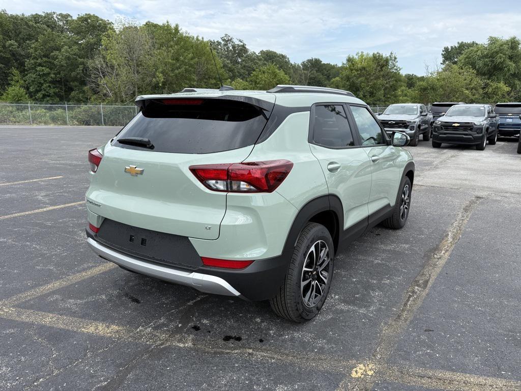 new 2026 Chevrolet TrailBlazer car, priced at $23,518