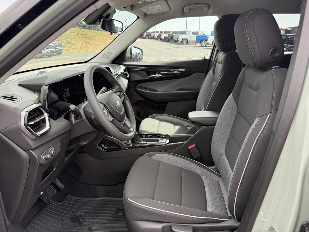 new 2026 Chevrolet TrailBlazer car, priced at $23,518