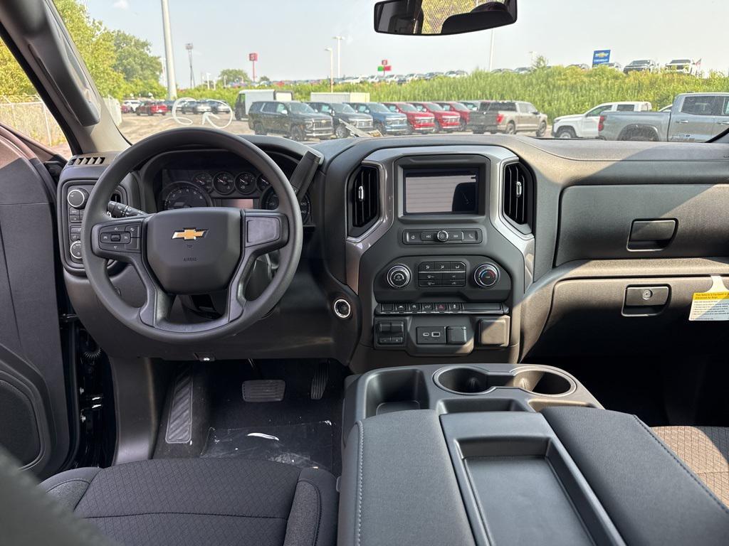 new 2025 Chevrolet Silverado 1500 car, priced at $43,200