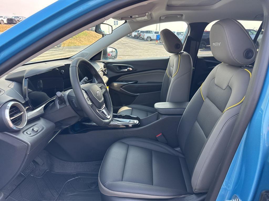 new 2025 Chevrolet Trax car, priced at $25,398