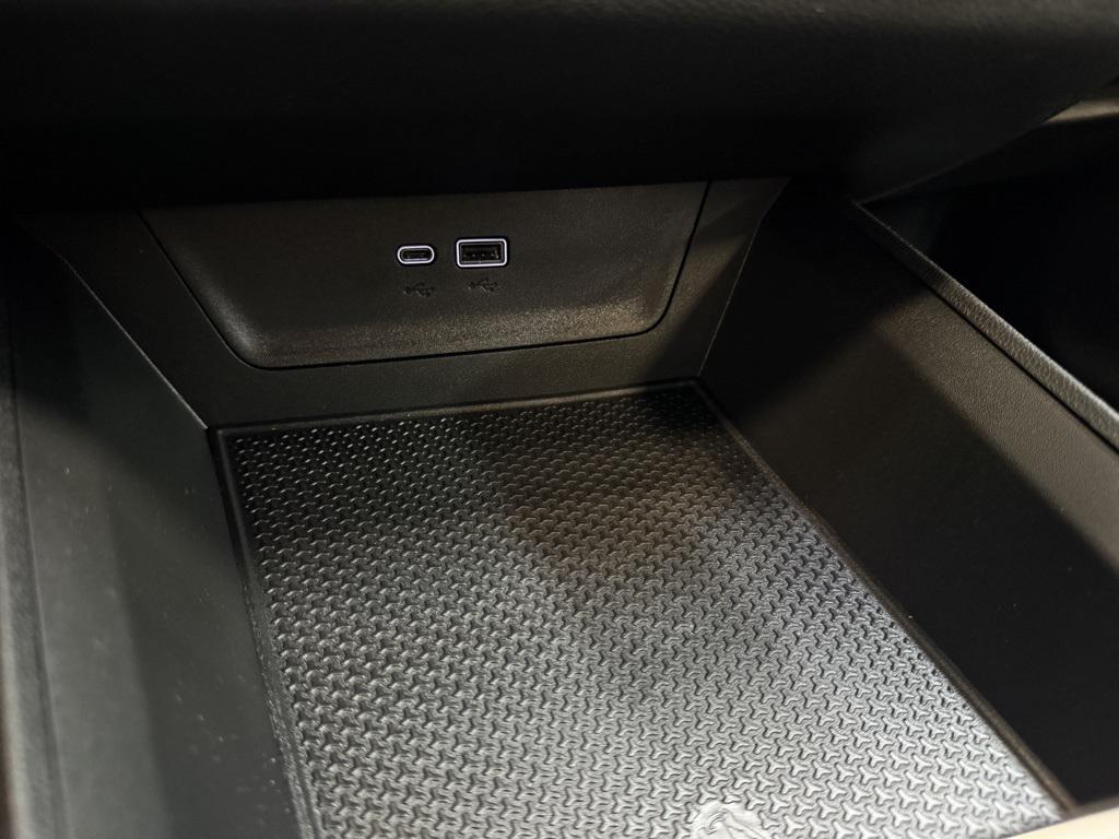 new 2026 Chevrolet Equinox car, priced at $29,575