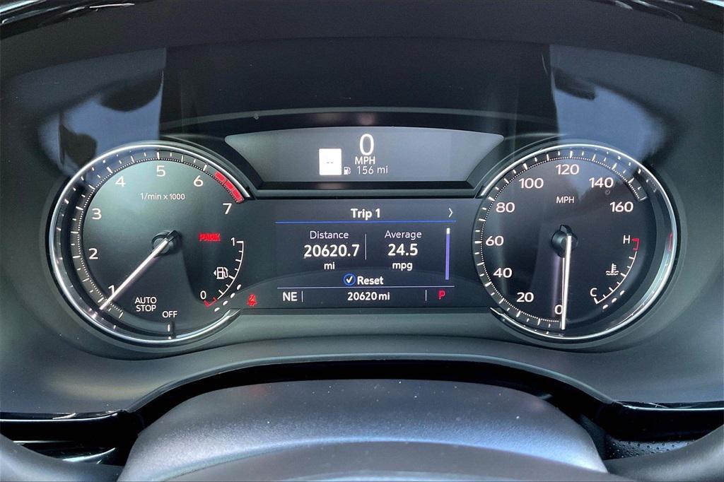 used 2022 Cadillac XT5 car, priced at $32,100