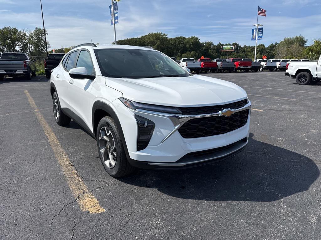 new 2025 Chevrolet Trax car, priced at $22,895