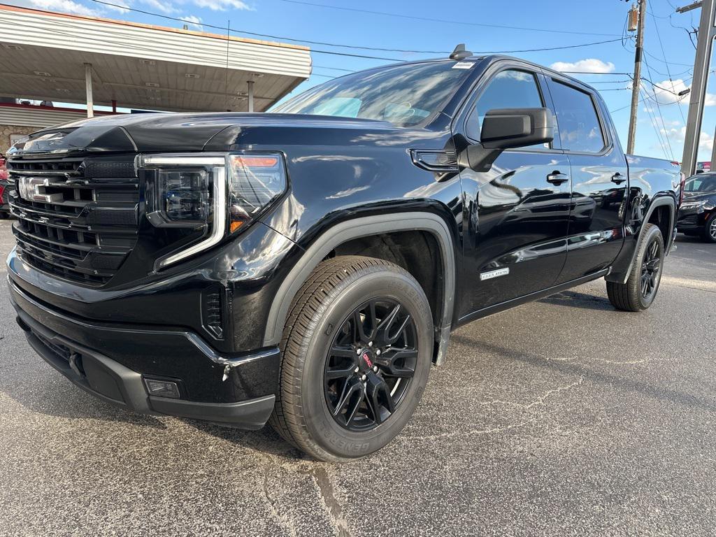 used 2022 GMC Sierra 1500 car, priced at $40,800