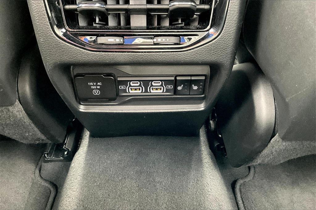 used 2024 Jeep Grand Cherokee car, priced at $30,480