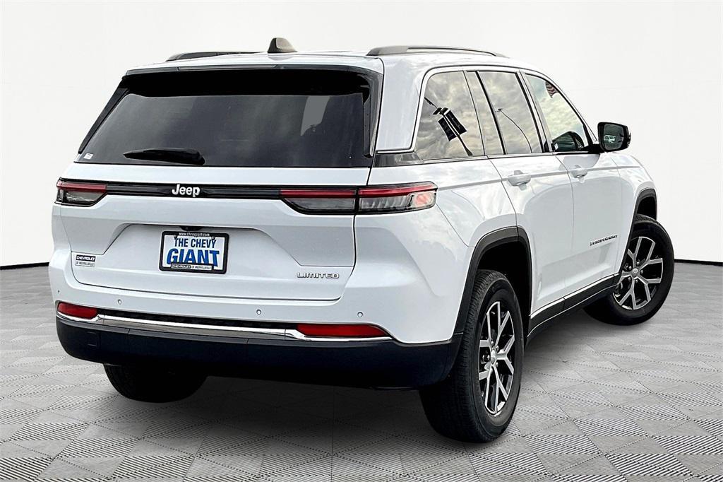 used 2024 Jeep Grand Cherokee car, priced at $30,480