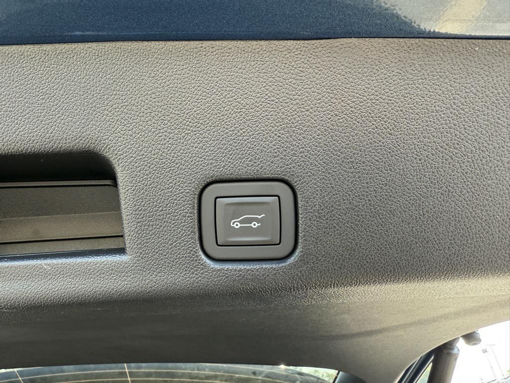 new 2026 Chevrolet Traverse car, priced at $47,309