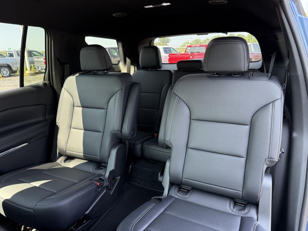 new 2026 Chevrolet Traverse car, priced at $47,309