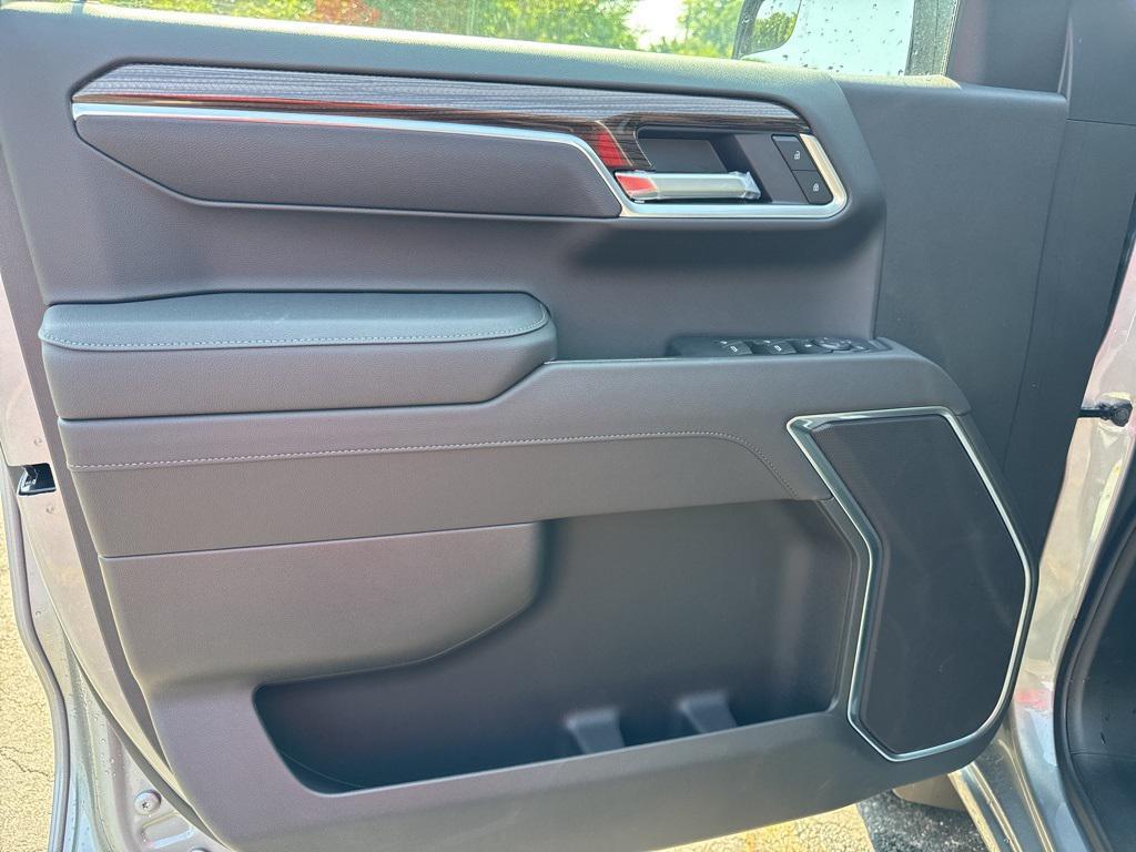 new 2025 Chevrolet Silverado 1500 car, priced at $50,155